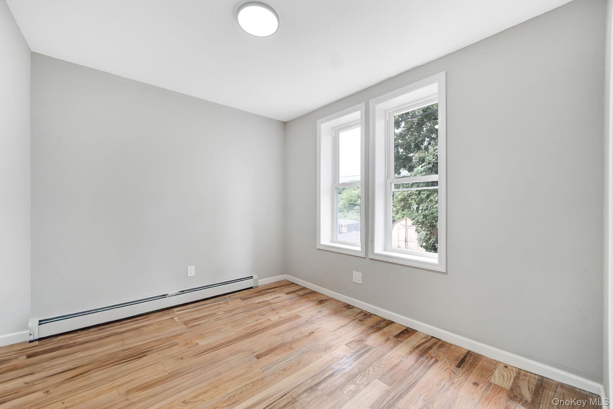 21933 Edgewood Avenue thumbnail 8