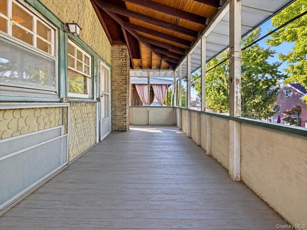 2727 Morgan Avenue thumbnail 4