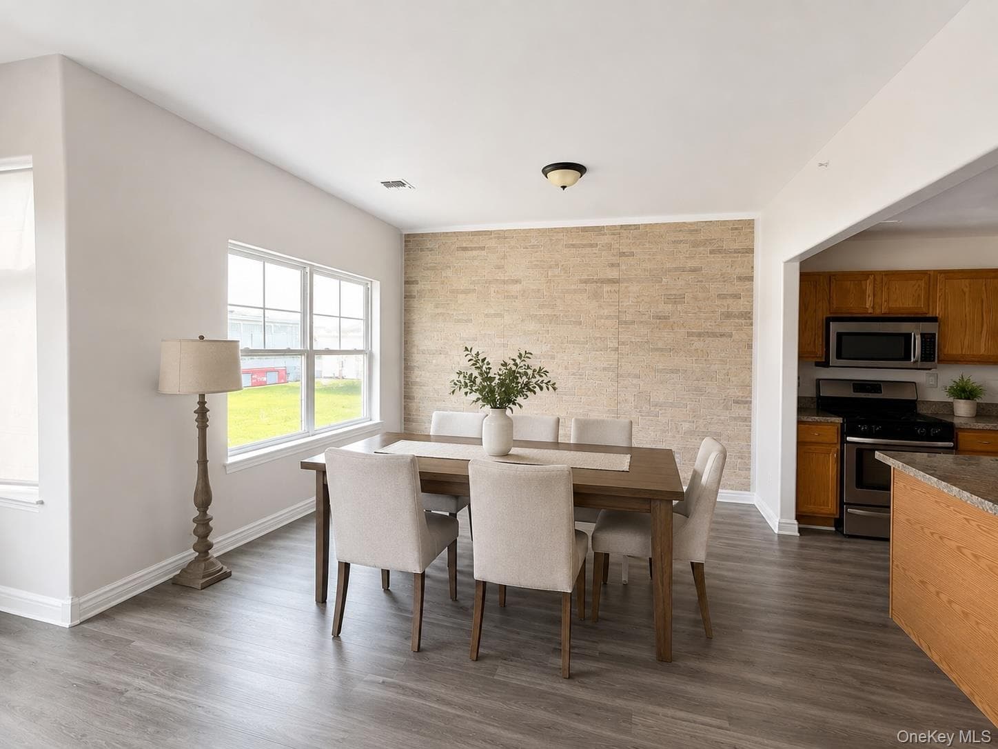 252 Beach Breeze Place thumbnail 18