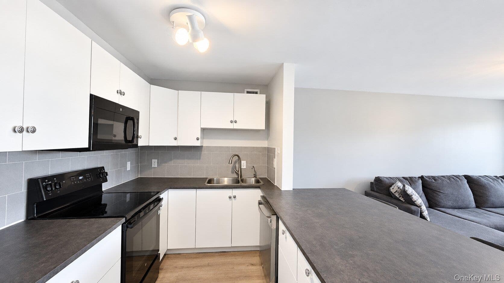 260 Beach 81st Street Unit: 2P thumbnail 5