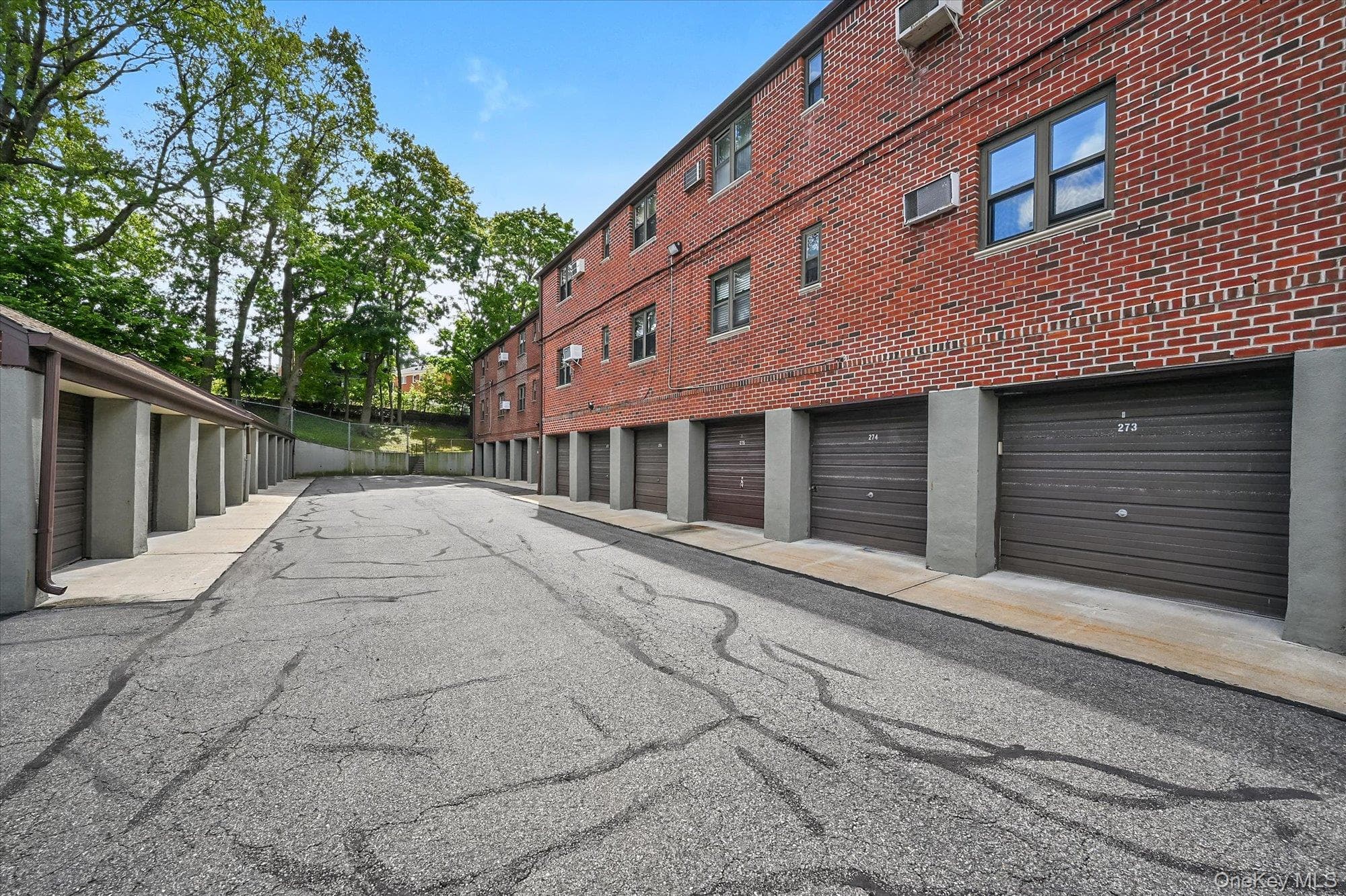 58-33 246th Crescent Unit: C14L thumbnail 21