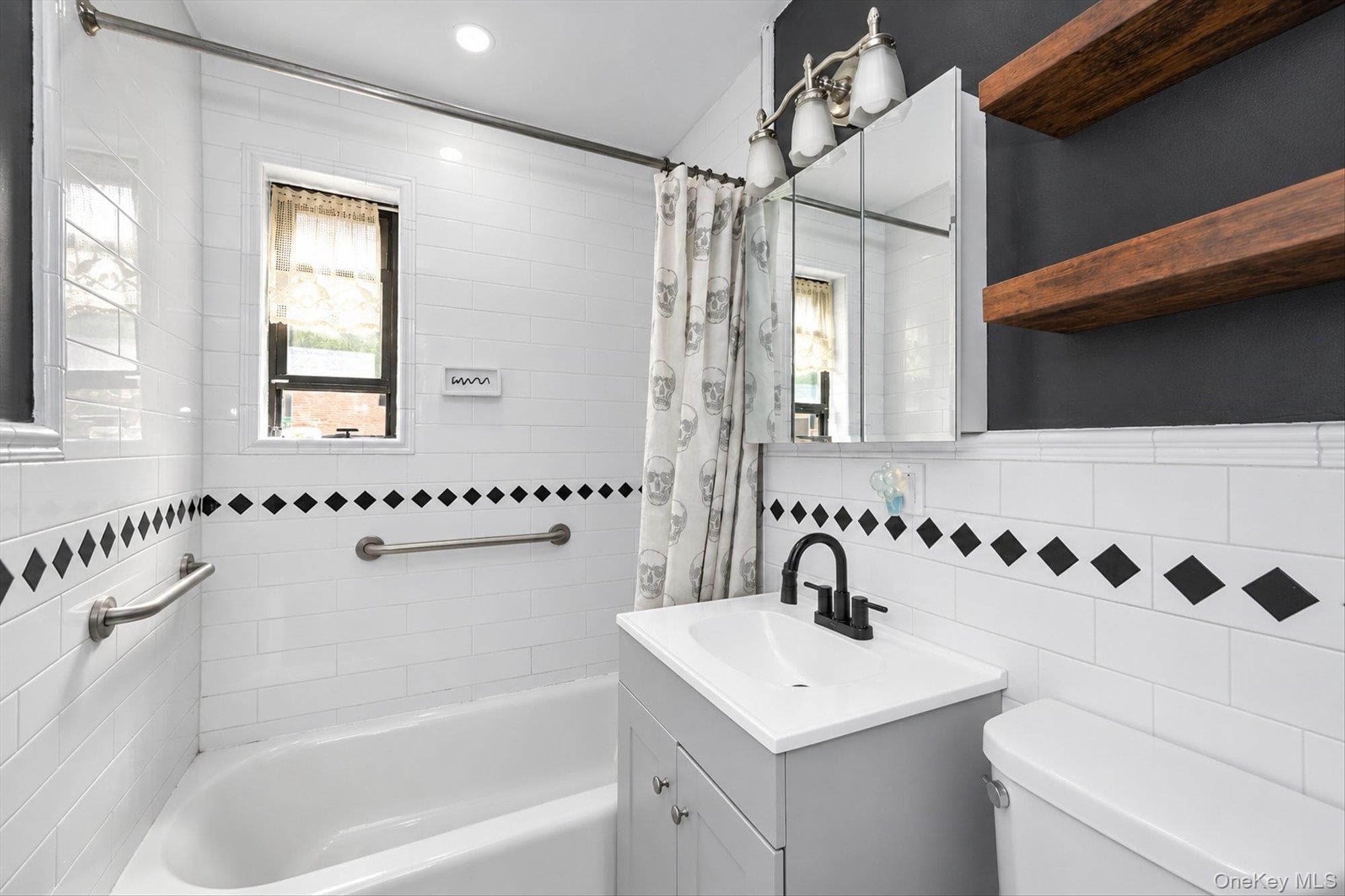 58-33 246th Crescent Unit: C14L thumbnail 13