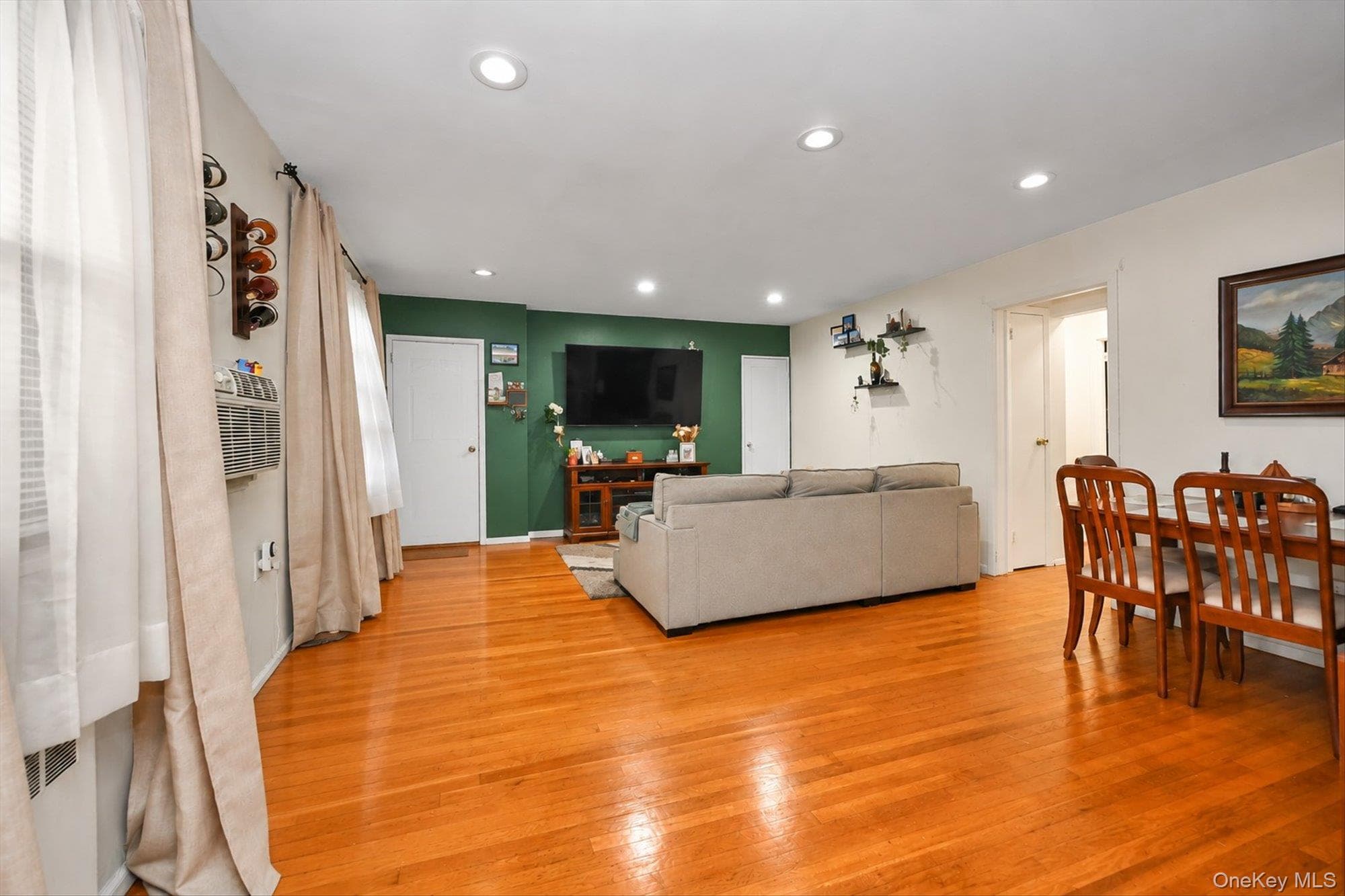 58-33 246th Crescent Unit: C14L thumbnail 5