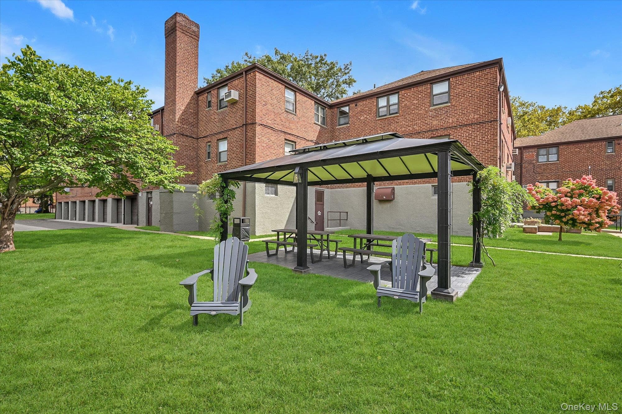 58-33 246th Crescent Unit: C14L thumbnail 16