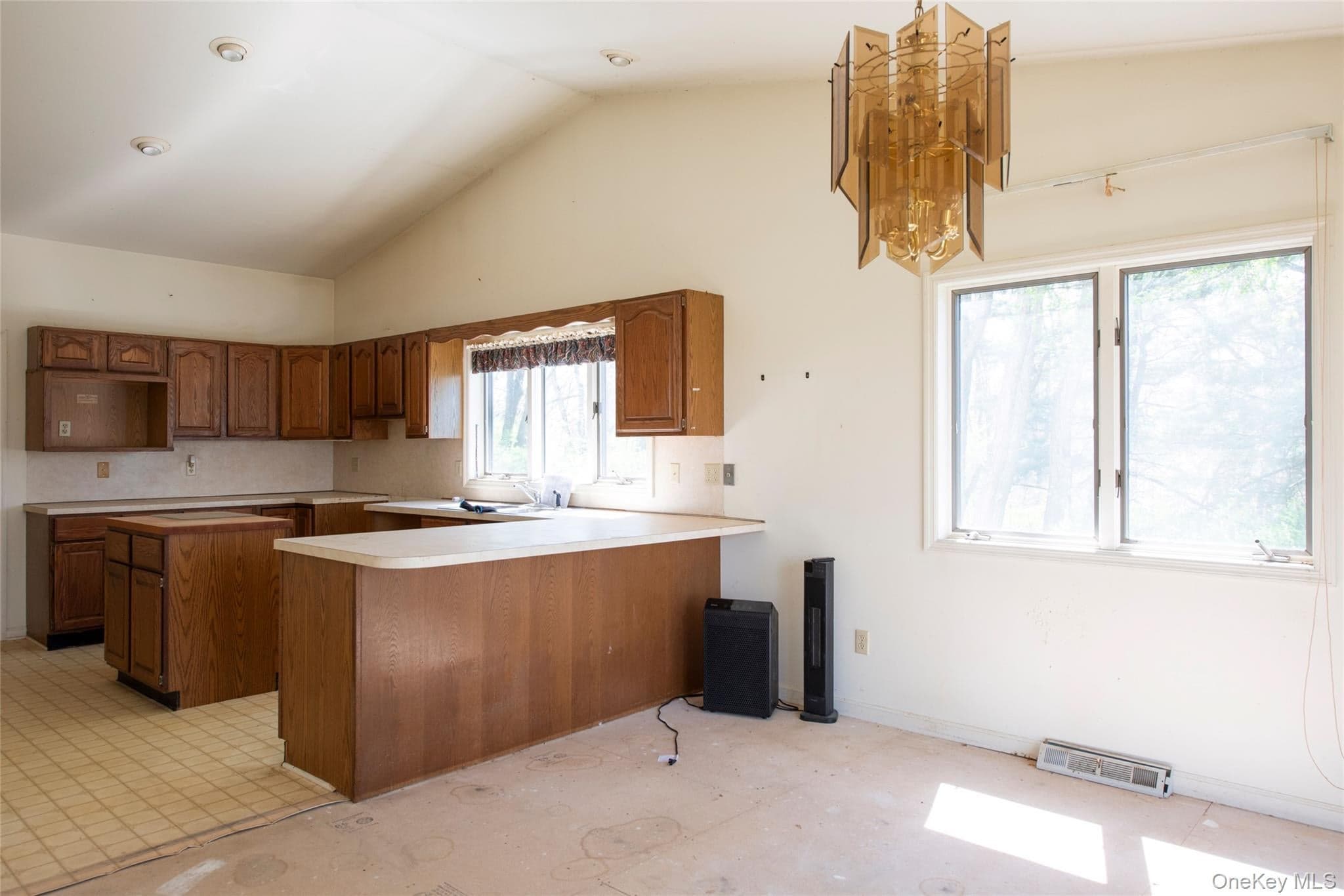 97 Spencer Drive thumbnail 6