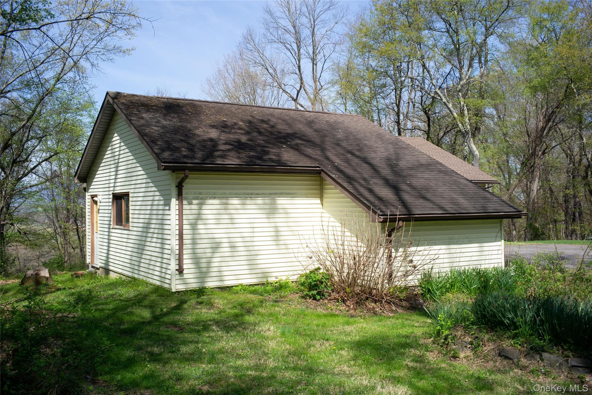 97 Spencer Drive thumbnail 9