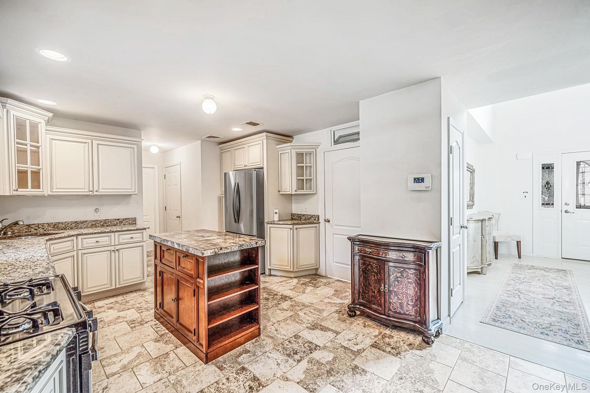 13 Glenmore Avenue thumbnail 5