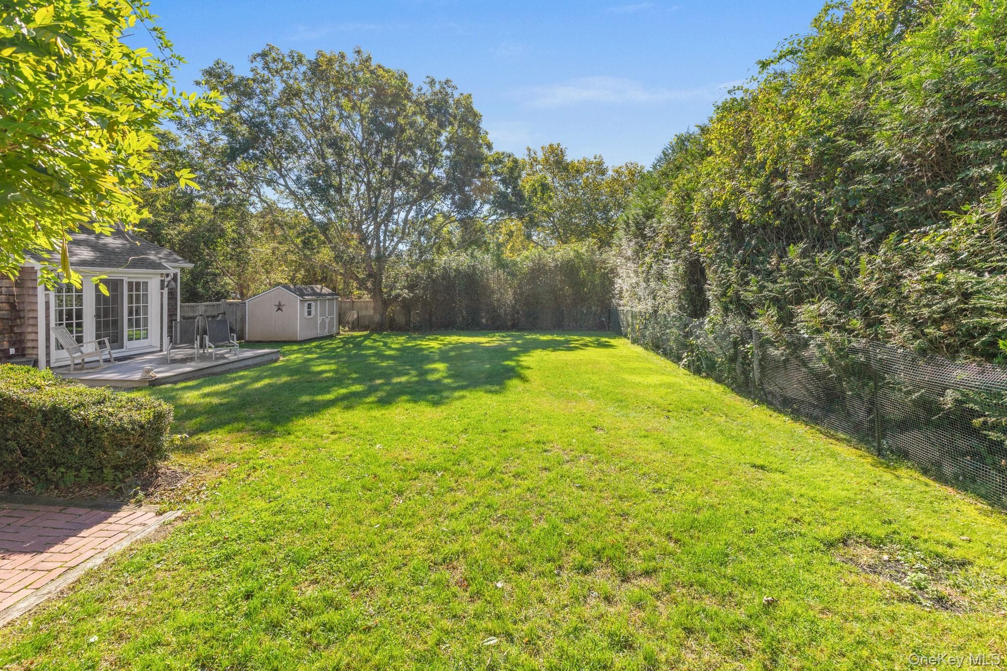 2 Gardiner Drive thumbnail 32