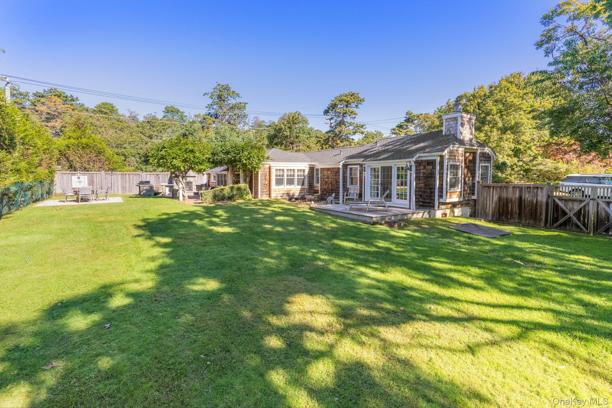 2 Gardiner Drive thumbnail 33