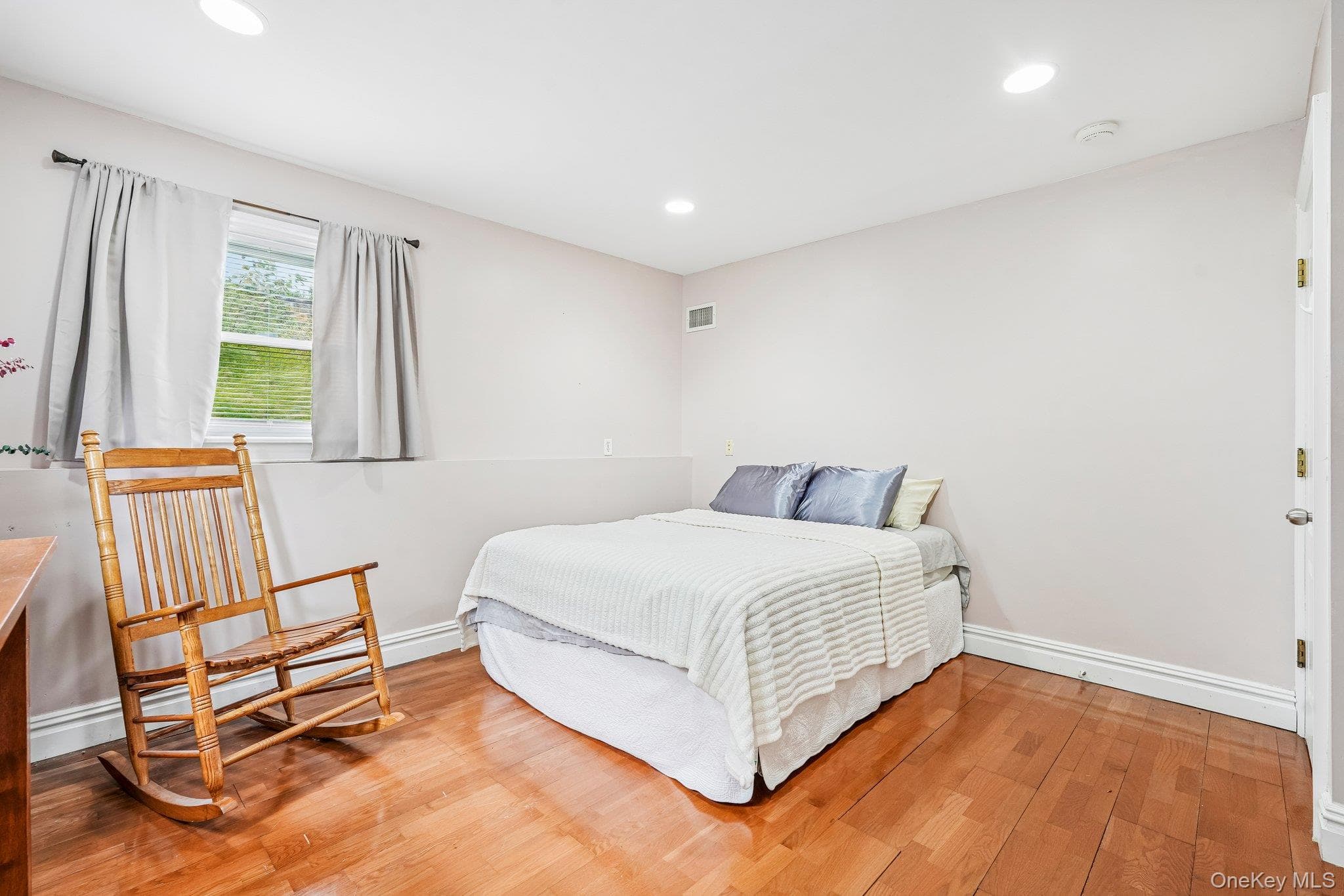 136 Orchid Drive thumbnail 27
