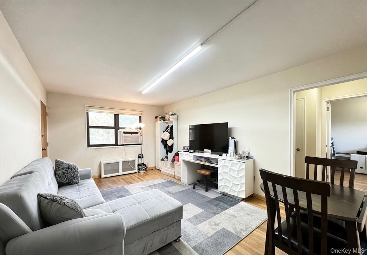67-67 136th Street St Unit: A thumbnail 8
