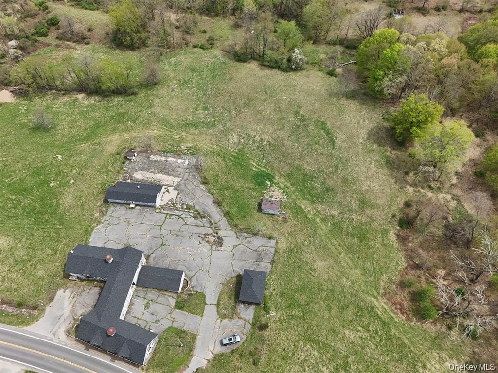 242 Old Mountain Road thumbnail 13