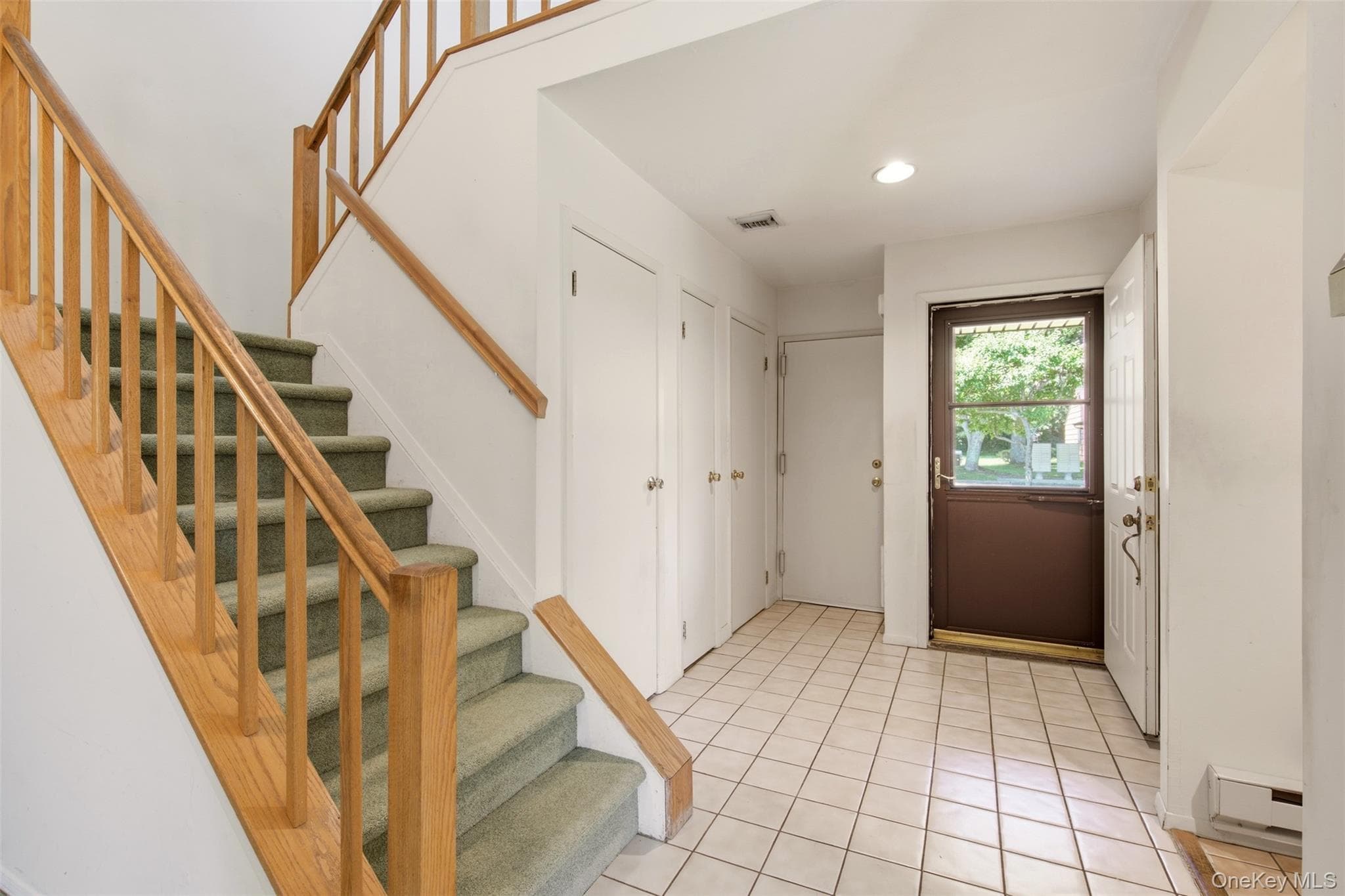 113 Scarlett Drive thumbnail 3