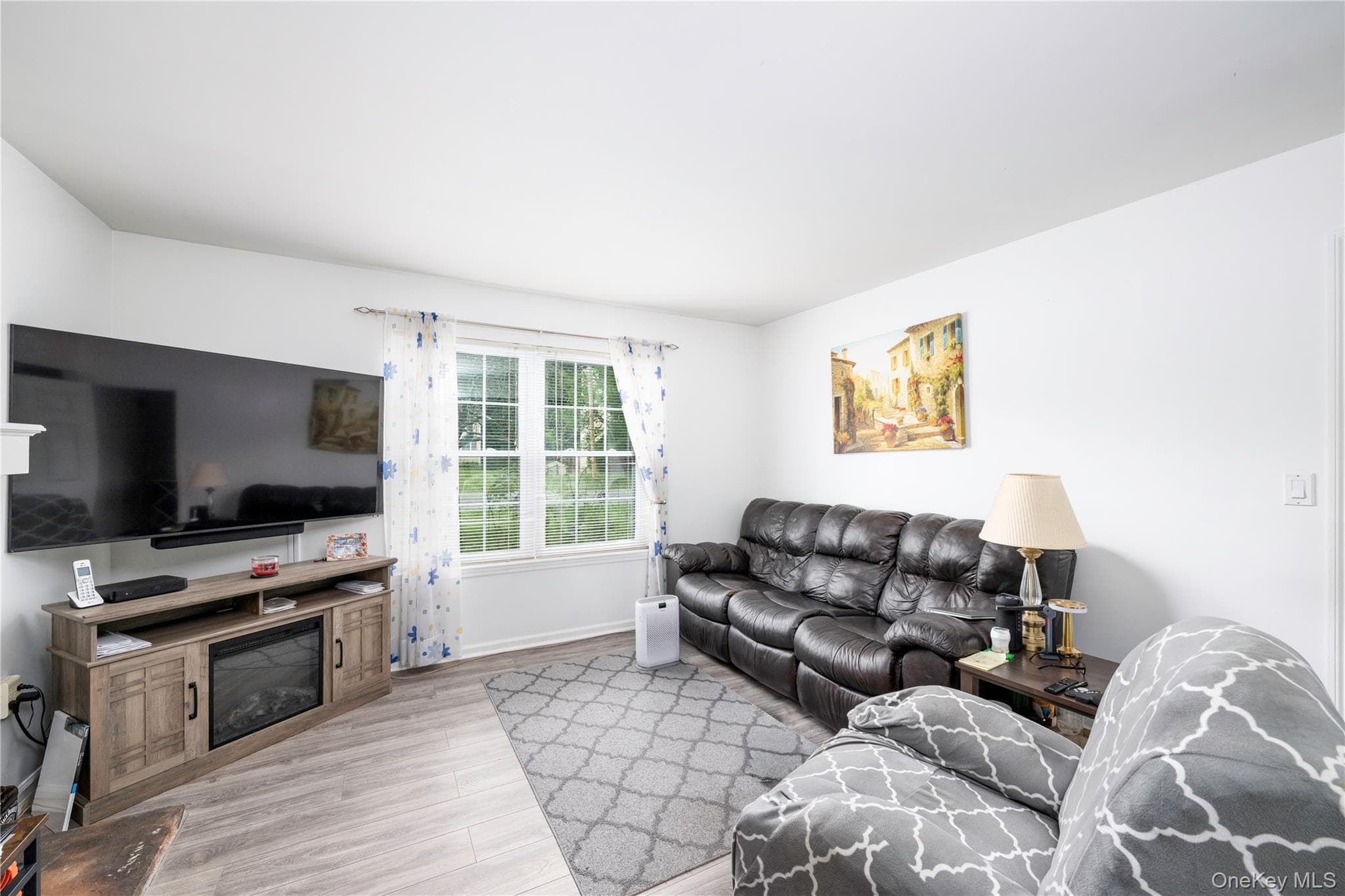 44 Inwood Avenue thumbnail 4