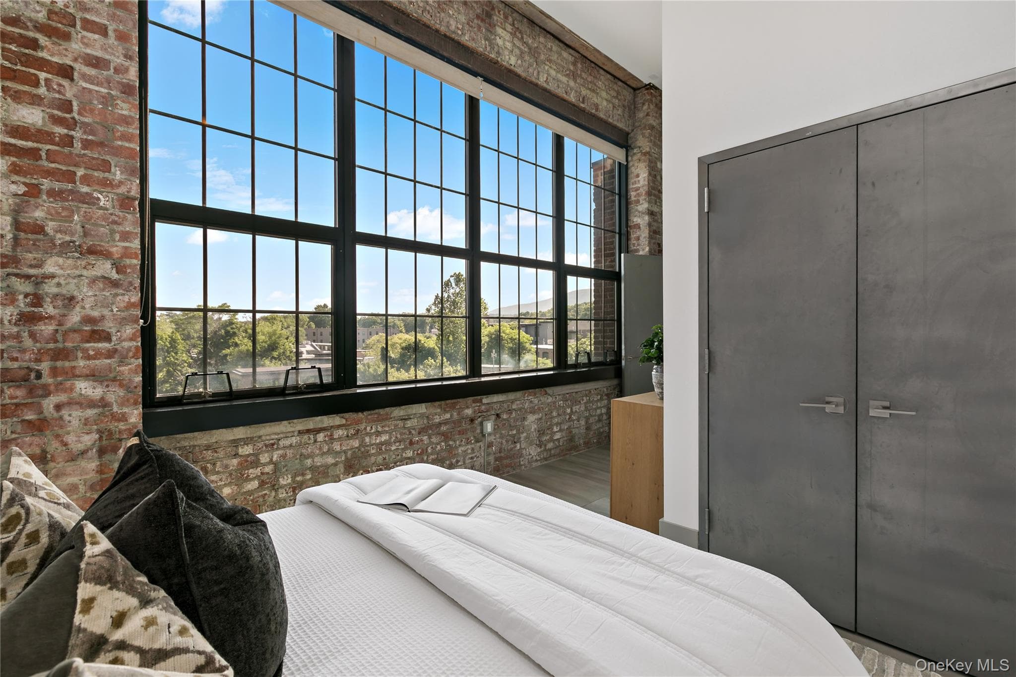 1 E Main Street Unit: 404 thumbnail 15