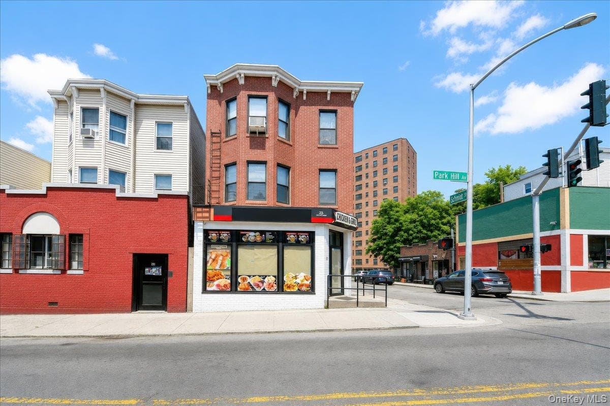 23 Park Hill Avenue photo 1