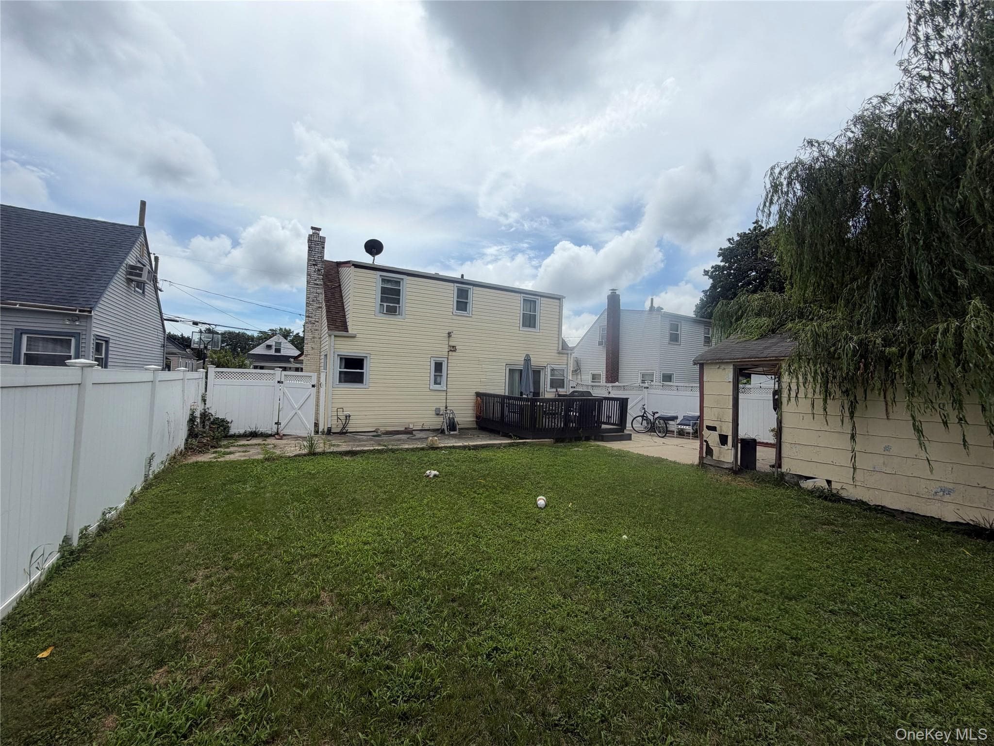 1556 Adams Street thumbnail 21