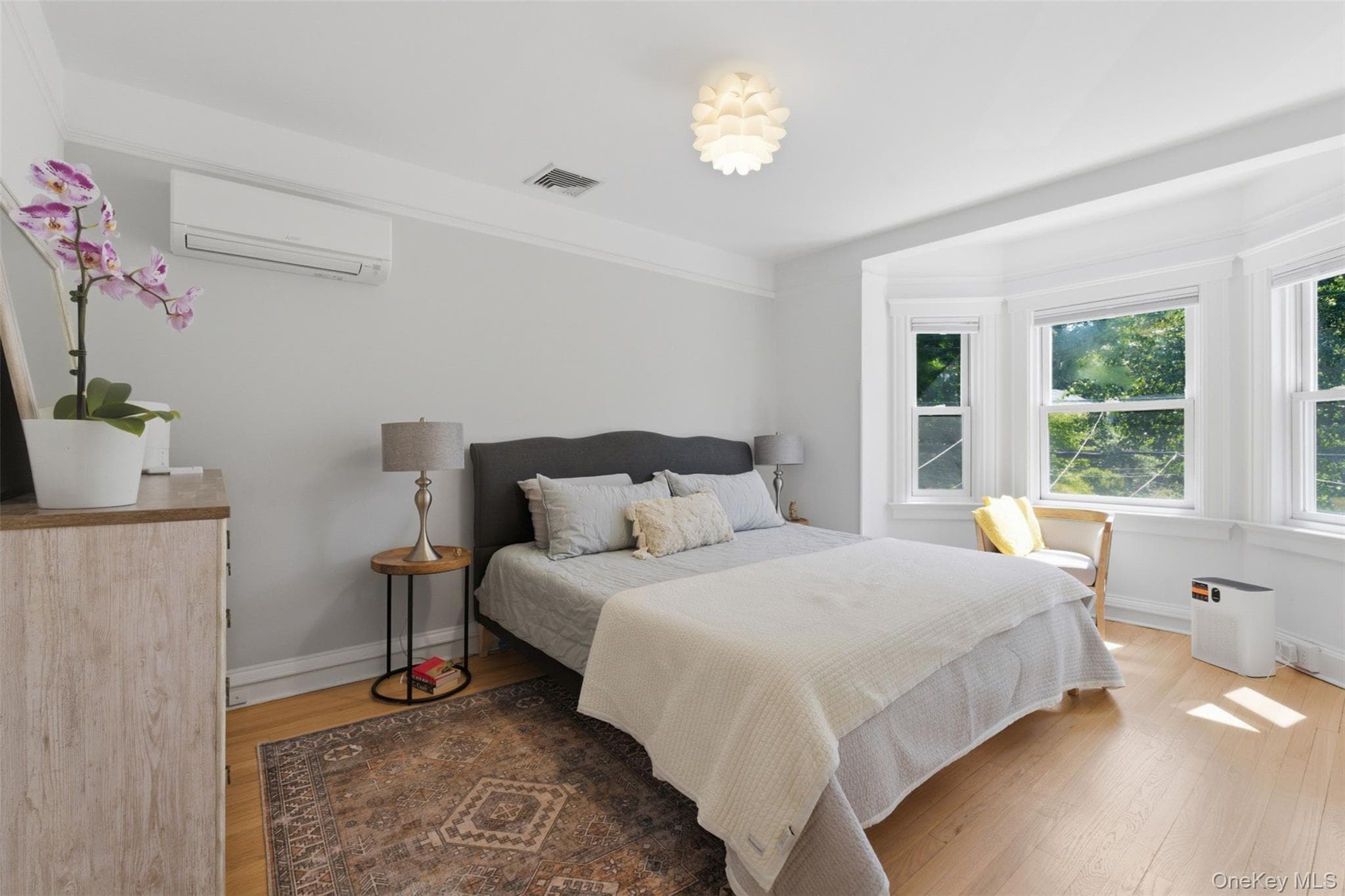 27 N Dutcher Street thumbnail 29