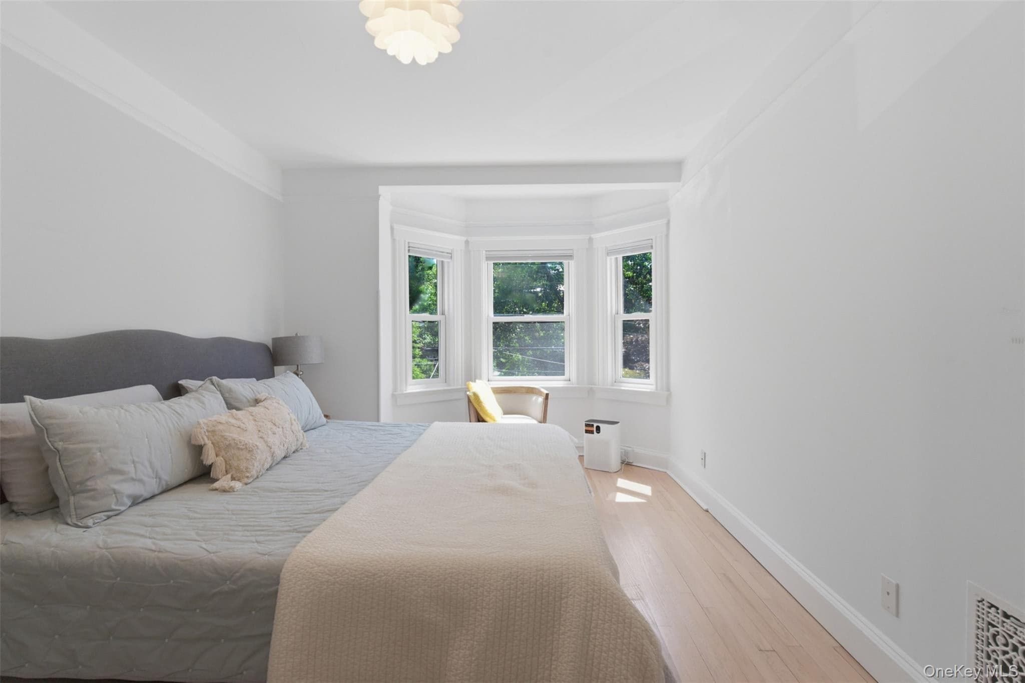 27 N Dutcher Street thumbnail 28