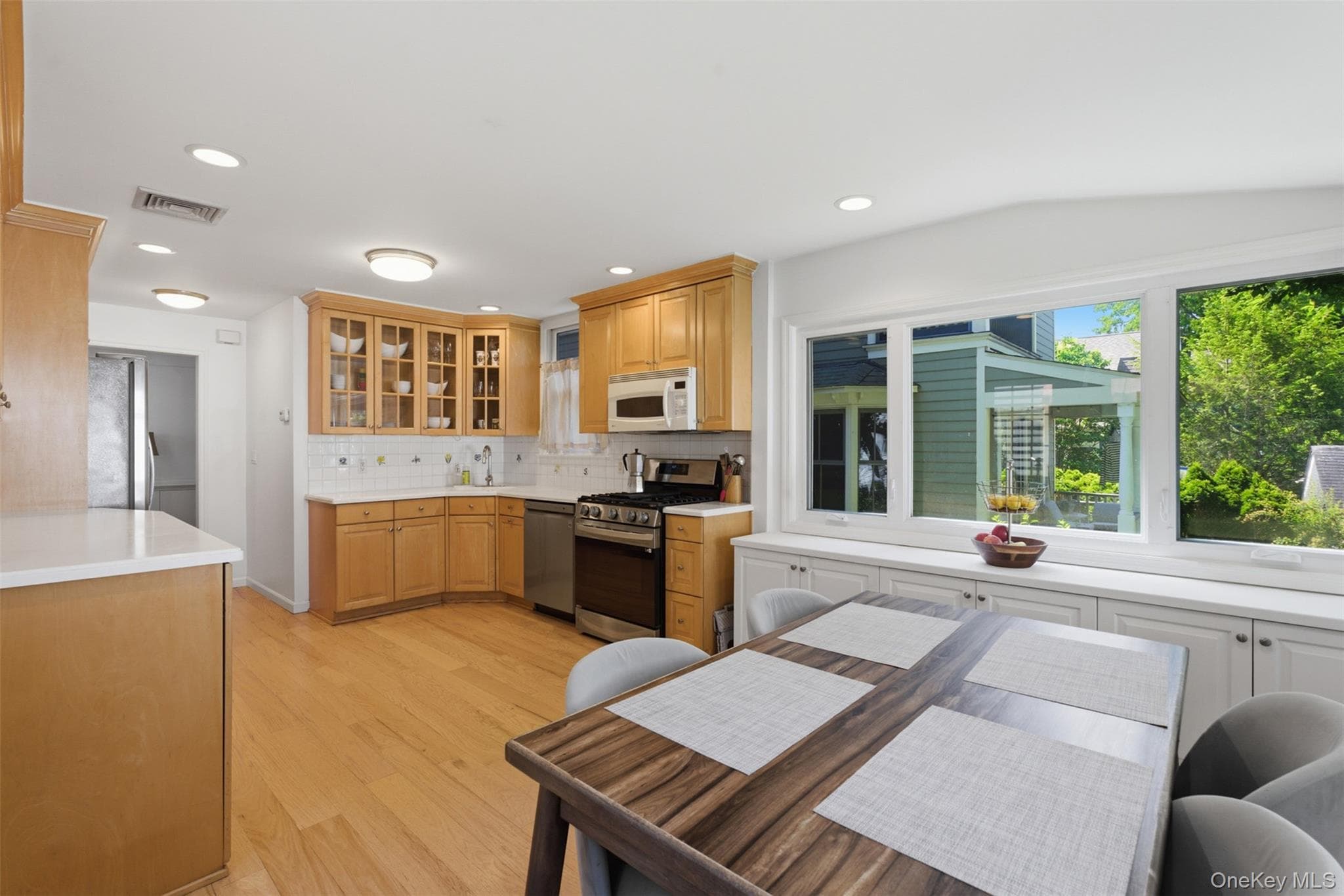 27 N Dutcher Street thumbnail 19