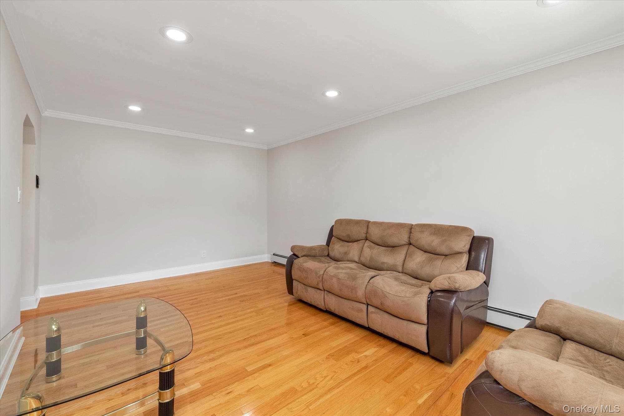 810 Ibsen Street thumbnail 7