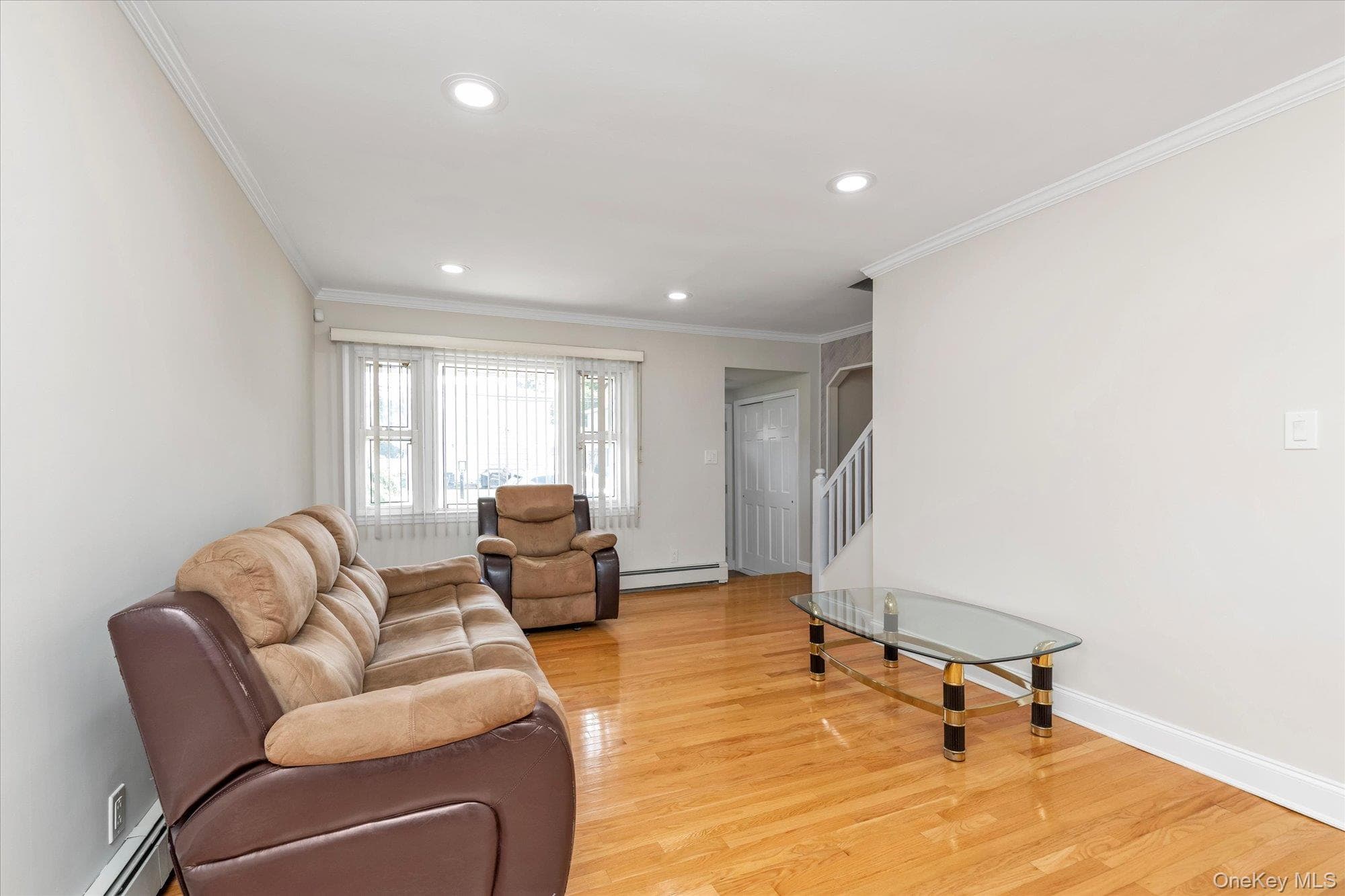 810 Ibsen Street thumbnail 5