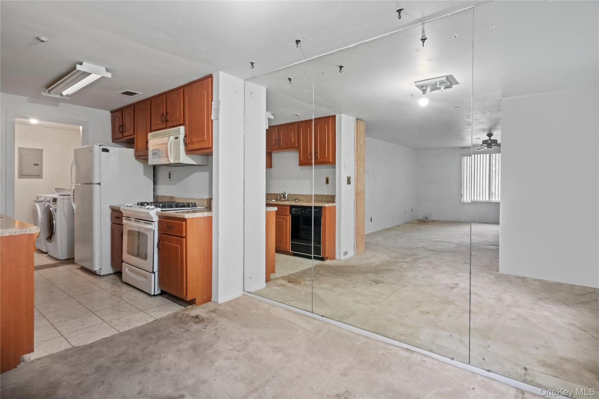 221 Sagamore Hills Drive Unit: 221 thumbnail 12