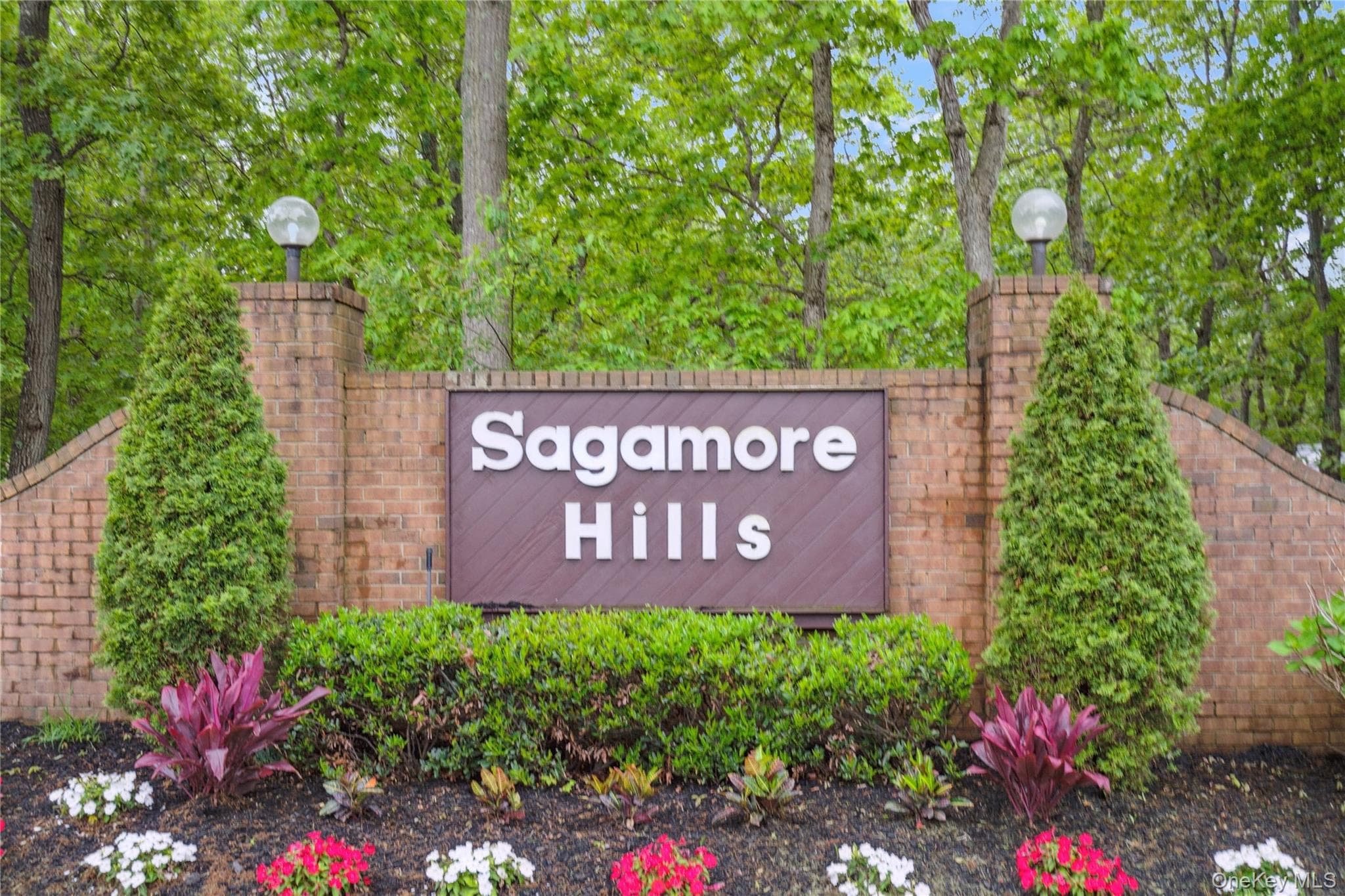 221 Sagamore Hills Drive Unit: 221, Port Jefferson Station
