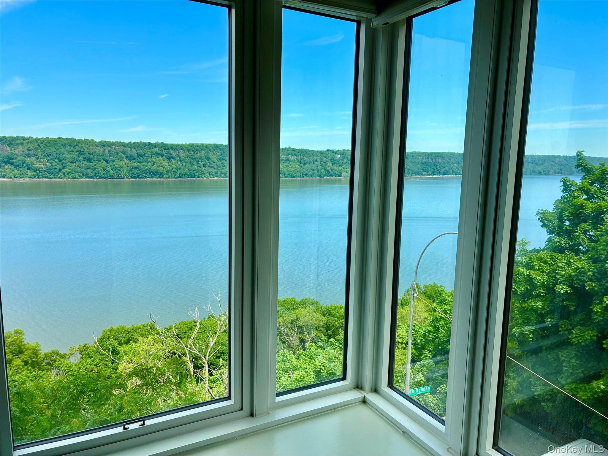 250 Cabrini Boulevard Unit: 4A thumbnail 6