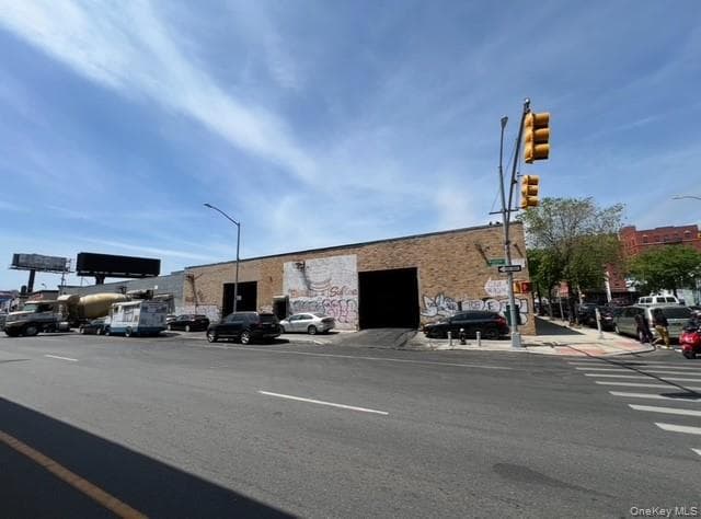 738 Southern Boulevard thumbnail 5