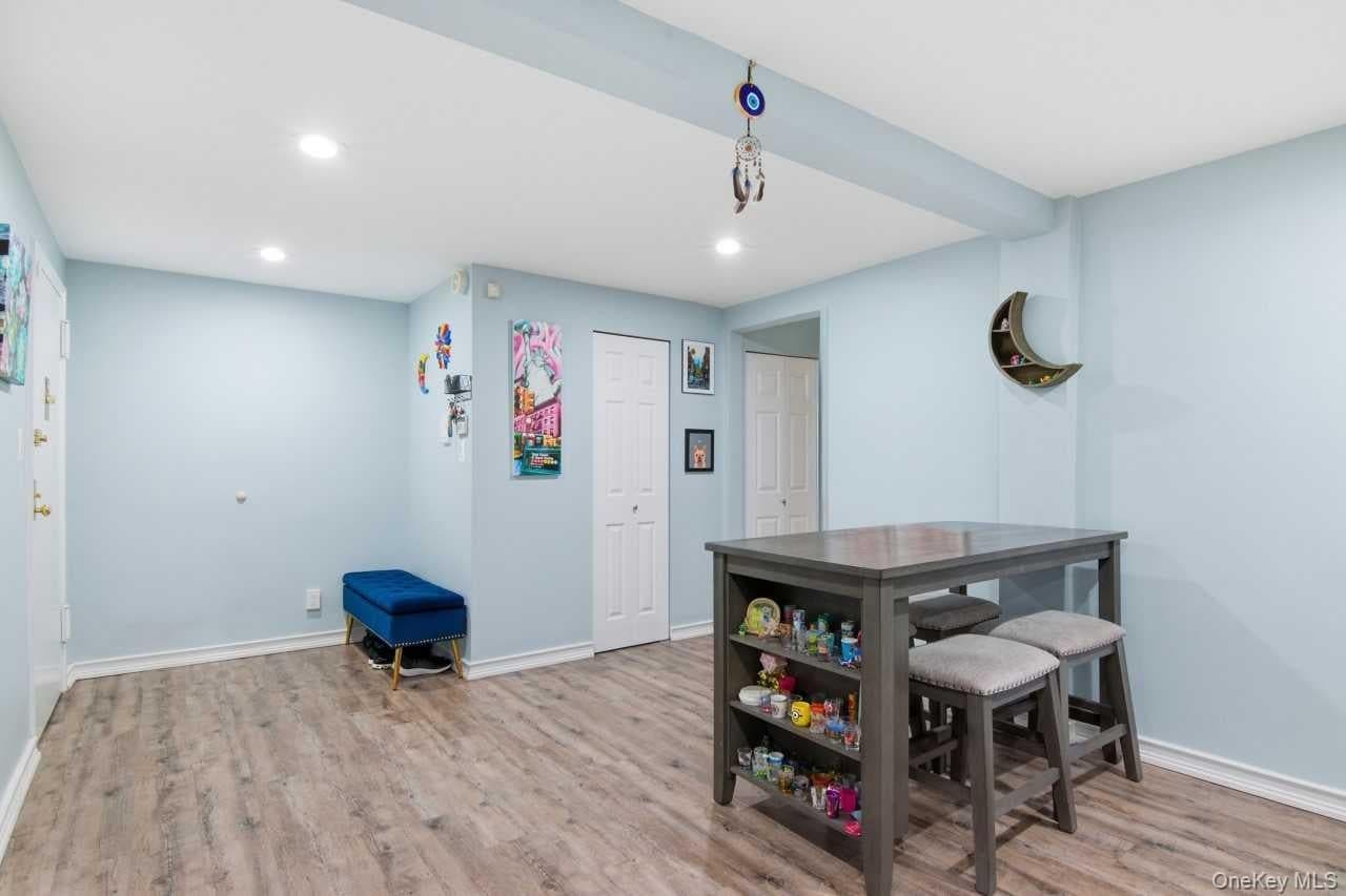 52 Brompton Road Unit: 52 thumbnail 7