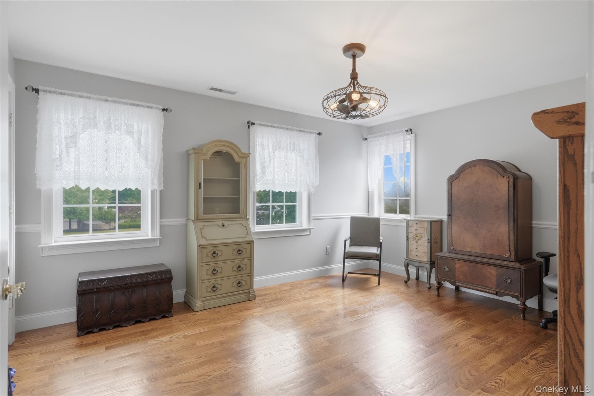 161 Bergen Circle thumbnail 25