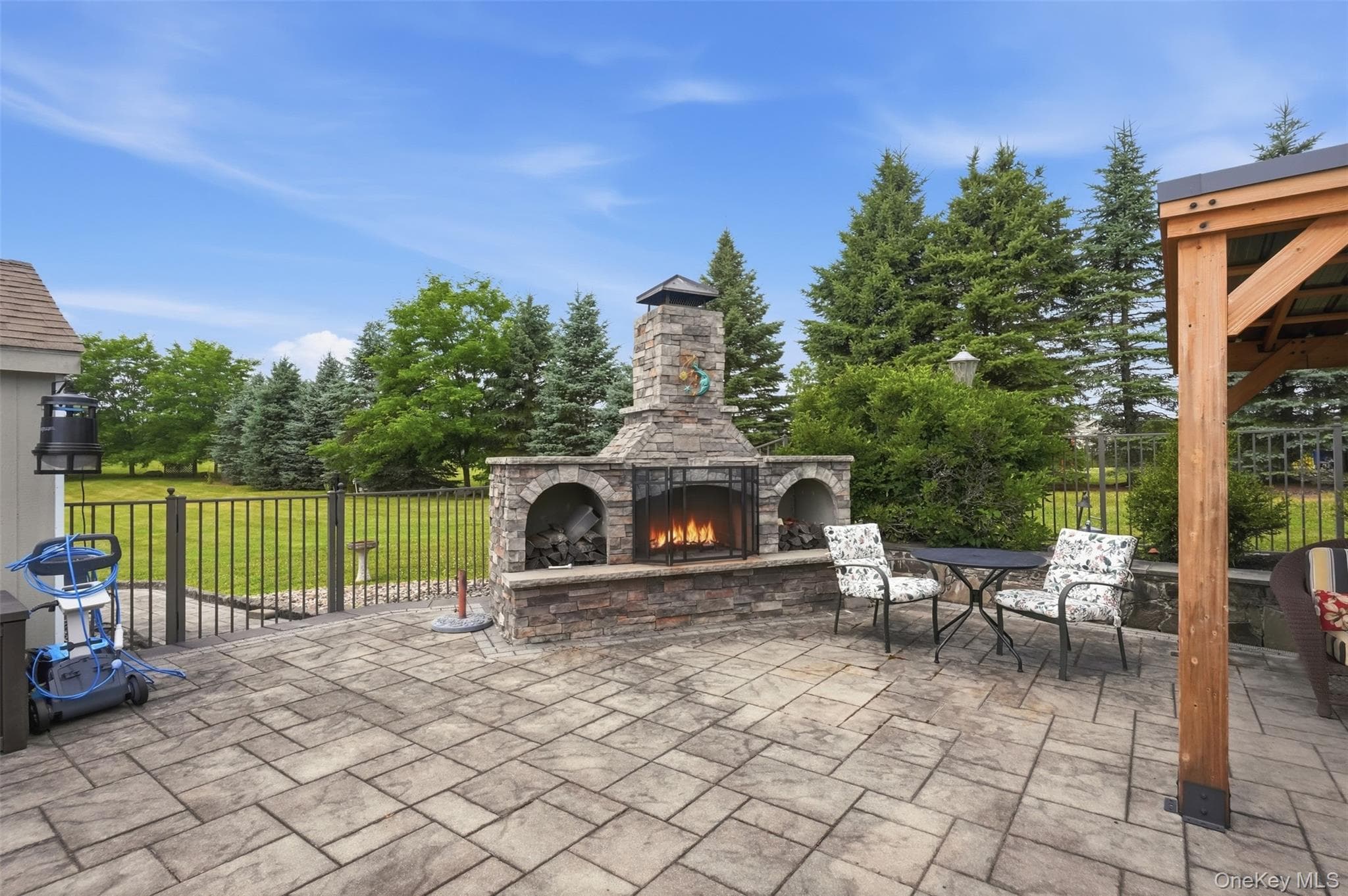 161 Bergen Circle thumbnail 32