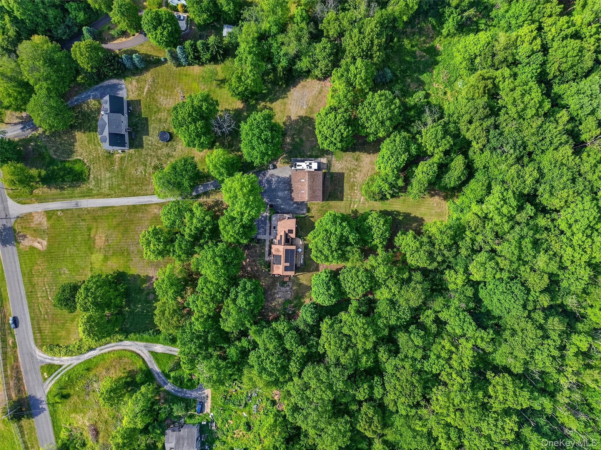 112 Dubois Road thumbnail 39