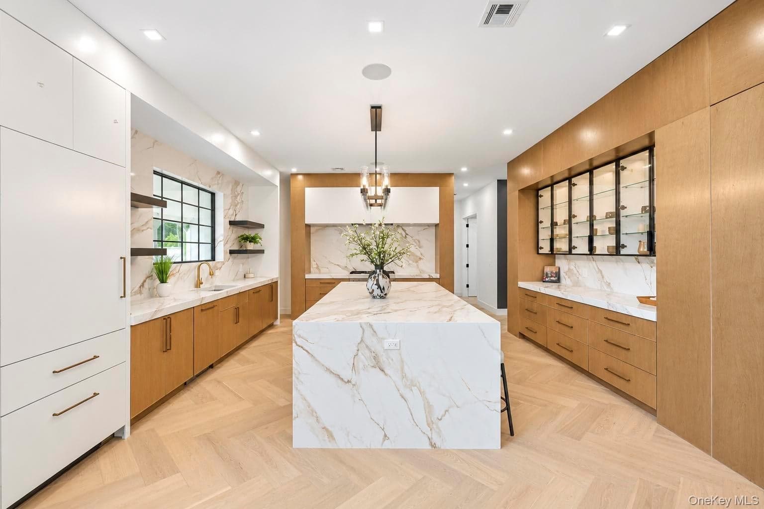 1073 Westminster Avenue thumbnail 13
