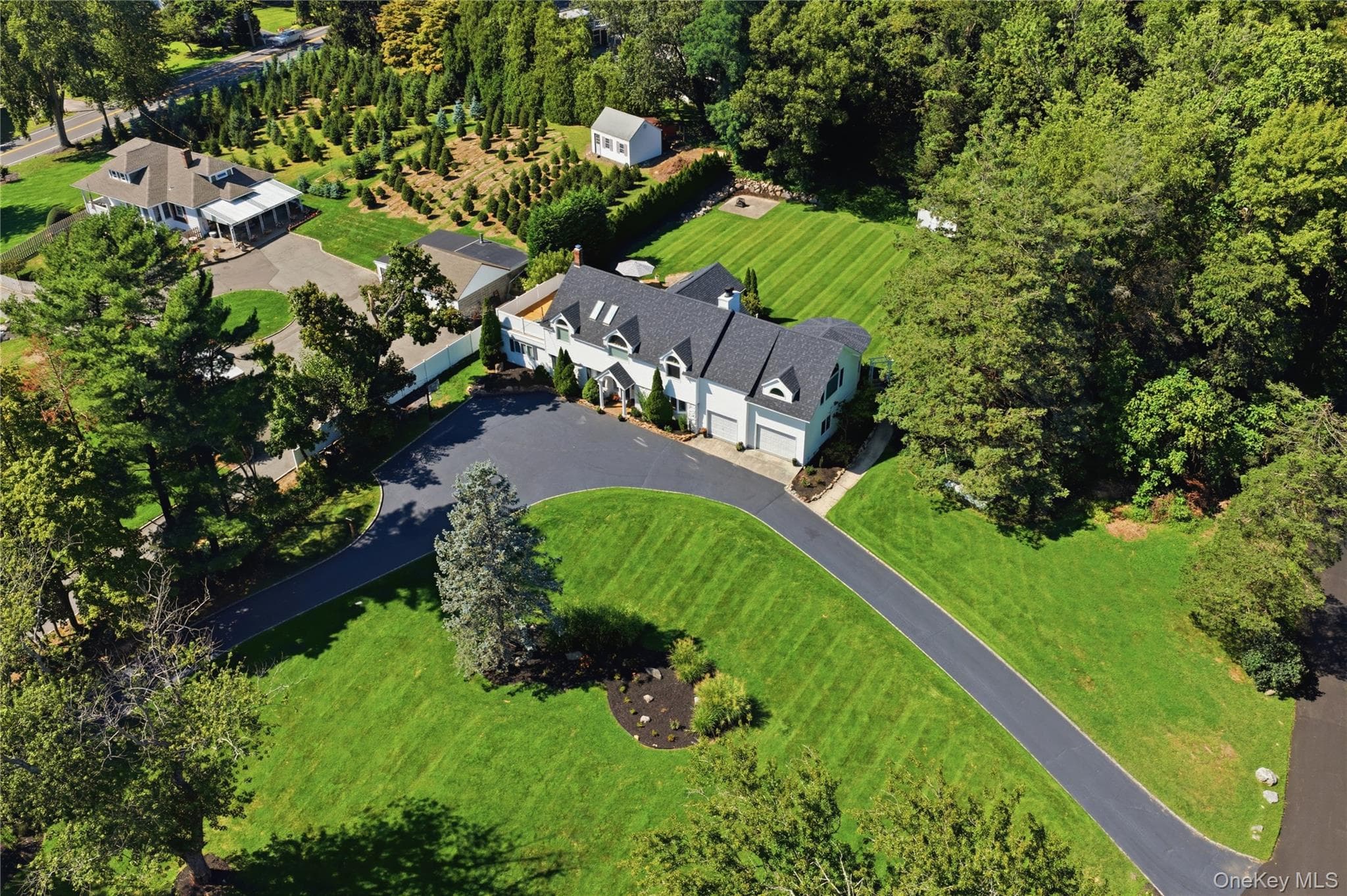 36 Arbutus Road thumbnail 3