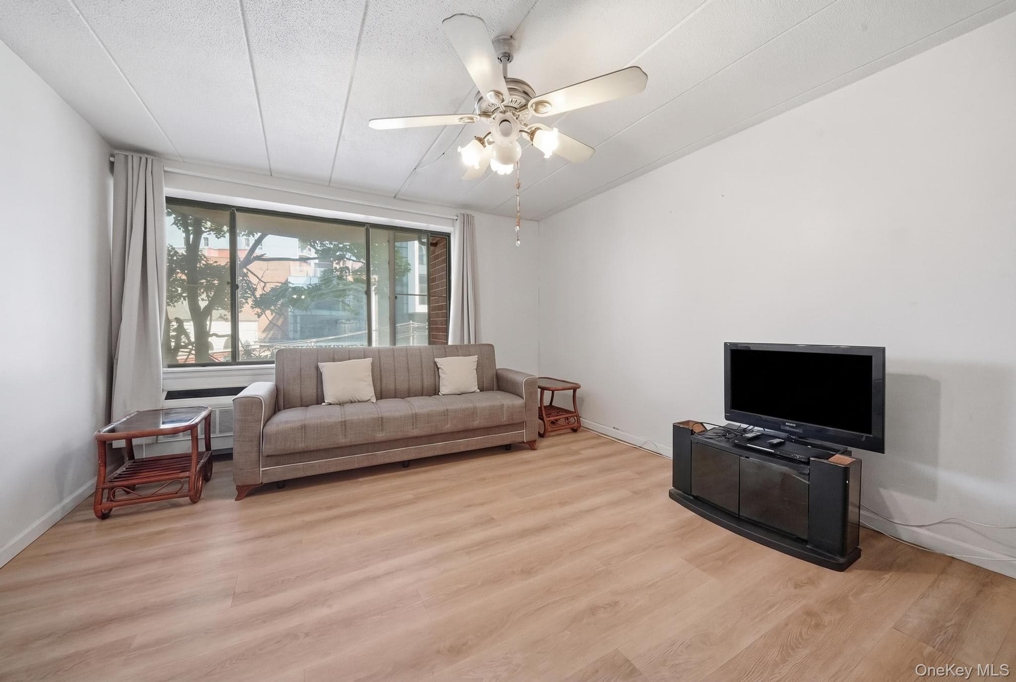 42-22 Union Street Unit: 2B thumbnail 7