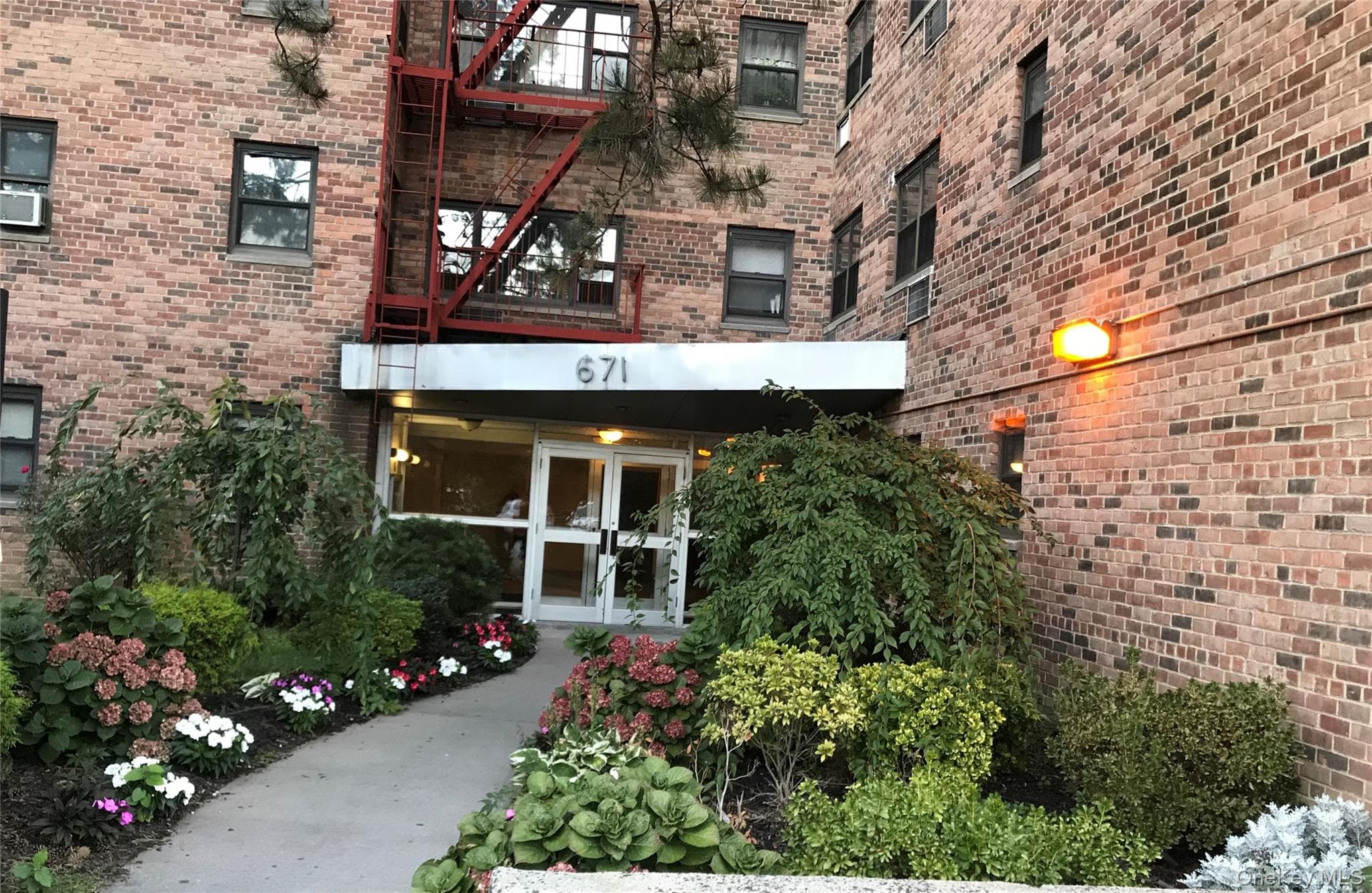 671 Bronx River Road Unit: 6G, Yonkers
