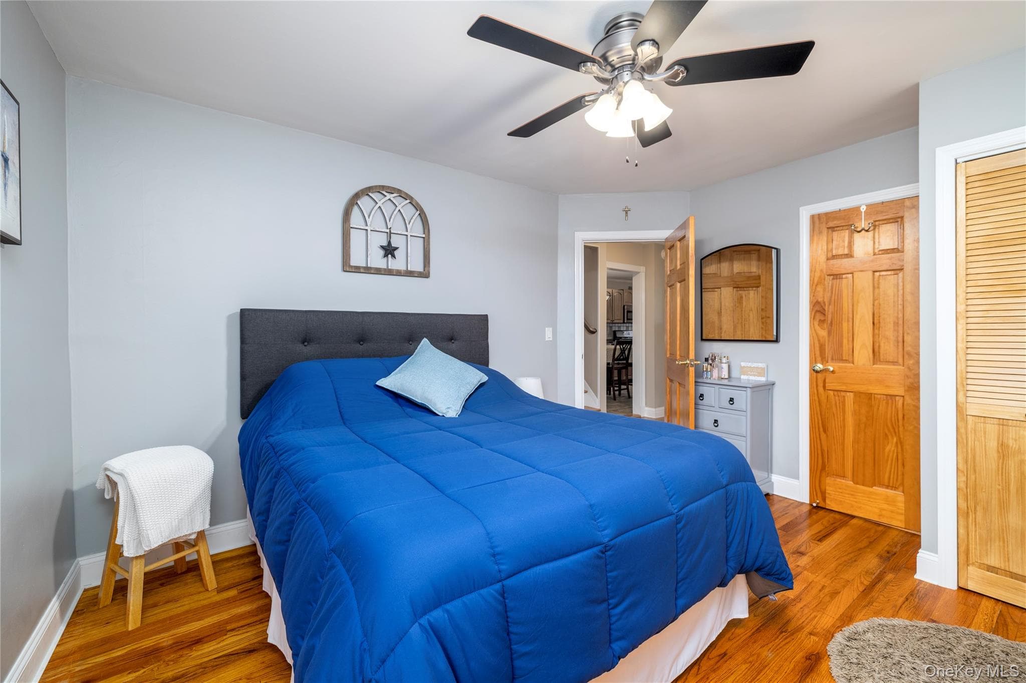 934 Hancock Street thumbnail 10