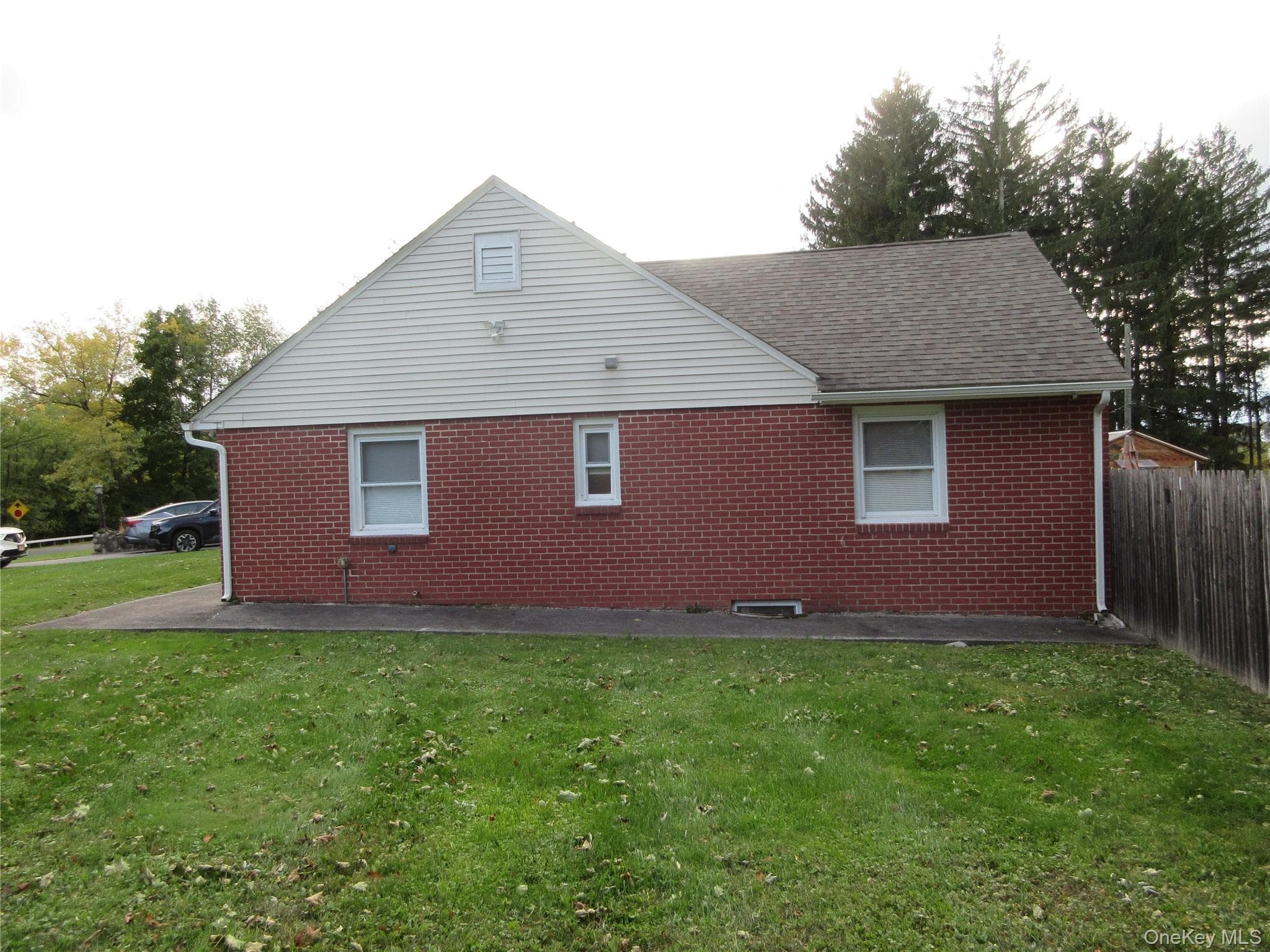 51 Overhill Road thumbnail 4