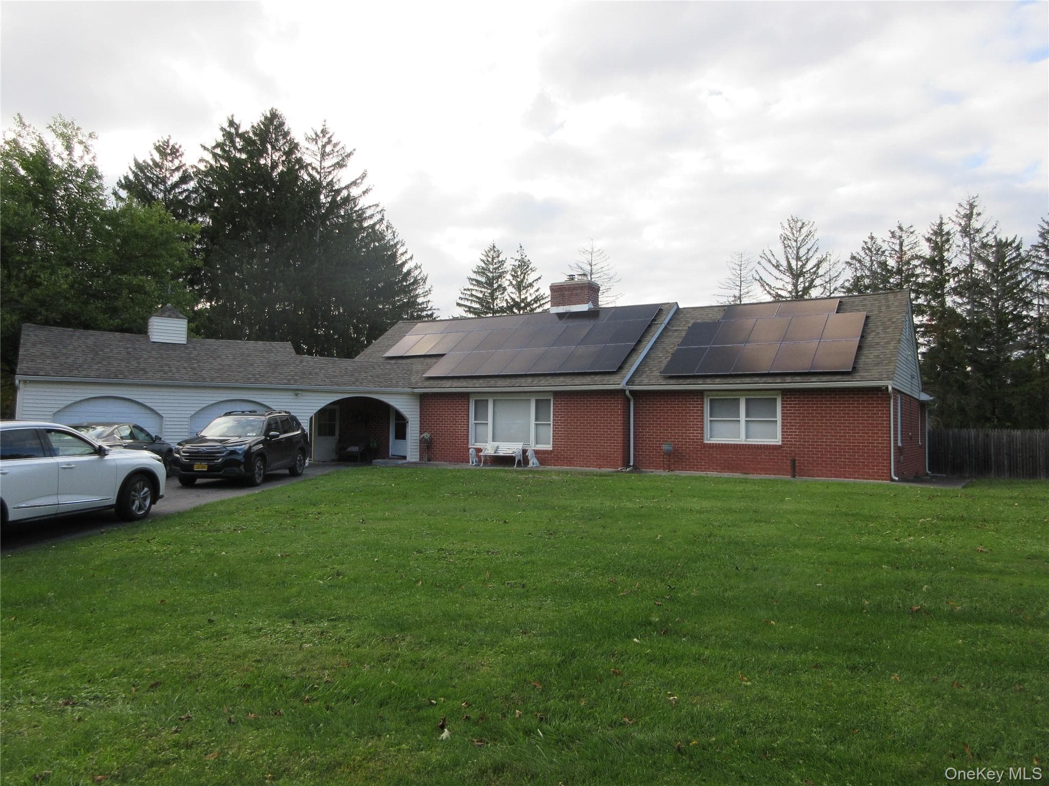 51 Overhill Road photo 1