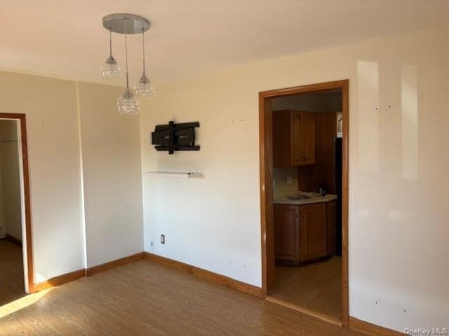 931 Hayes Street thumbnail 5