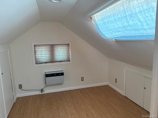 931 Hayes Street thumbnail 13