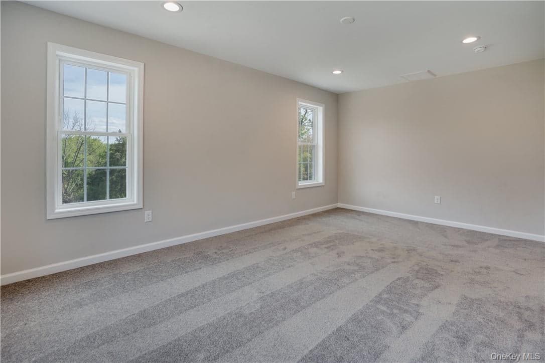 10 Red Oaks Mill Road thumbnail 12