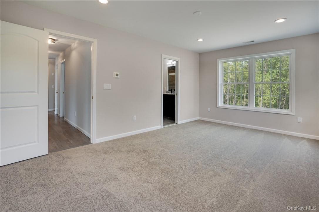 10 Red Oaks Mill Road thumbnail 11