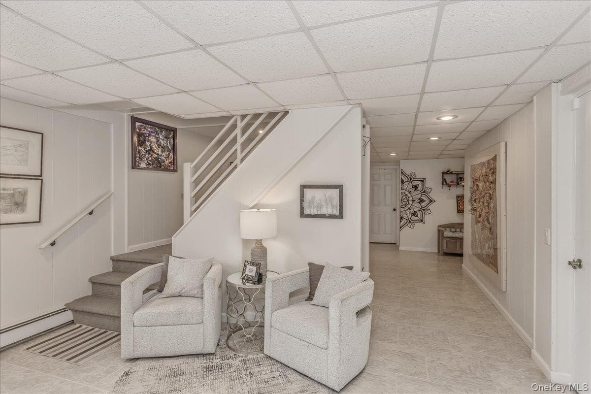 72 Circle Drive thumbnail 31