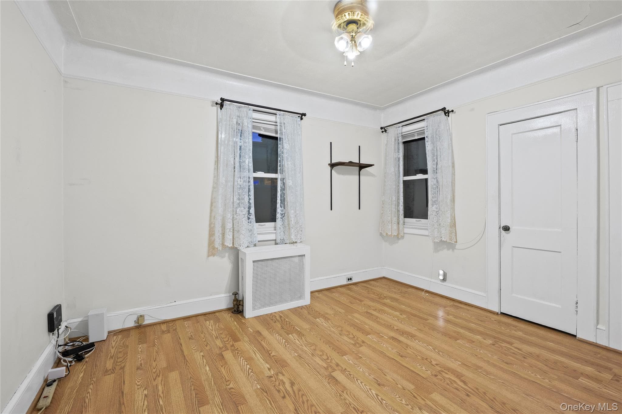 410 Midwood Avenue thumbnail 17