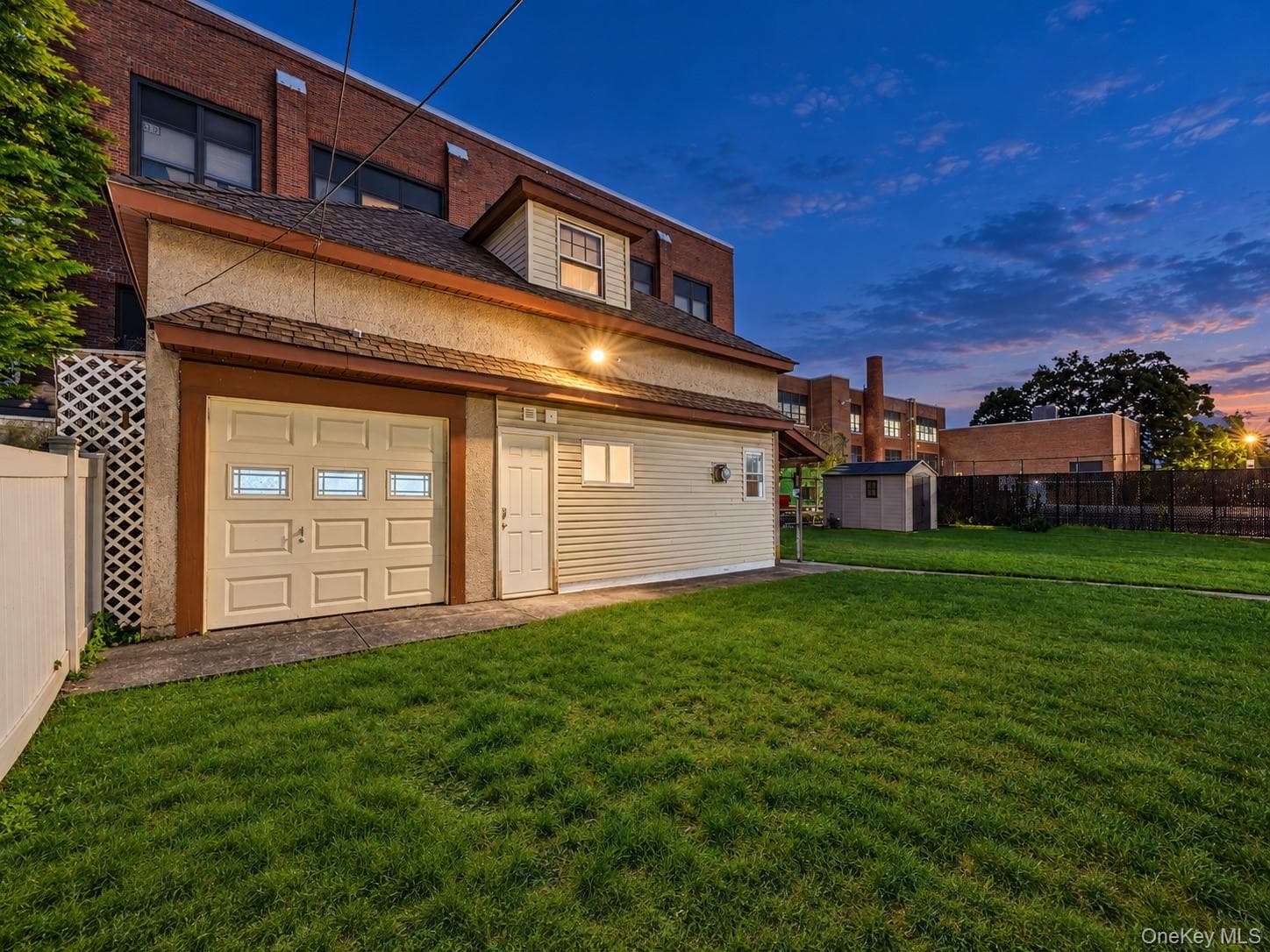 410 Midwood Avenue thumbnail 9