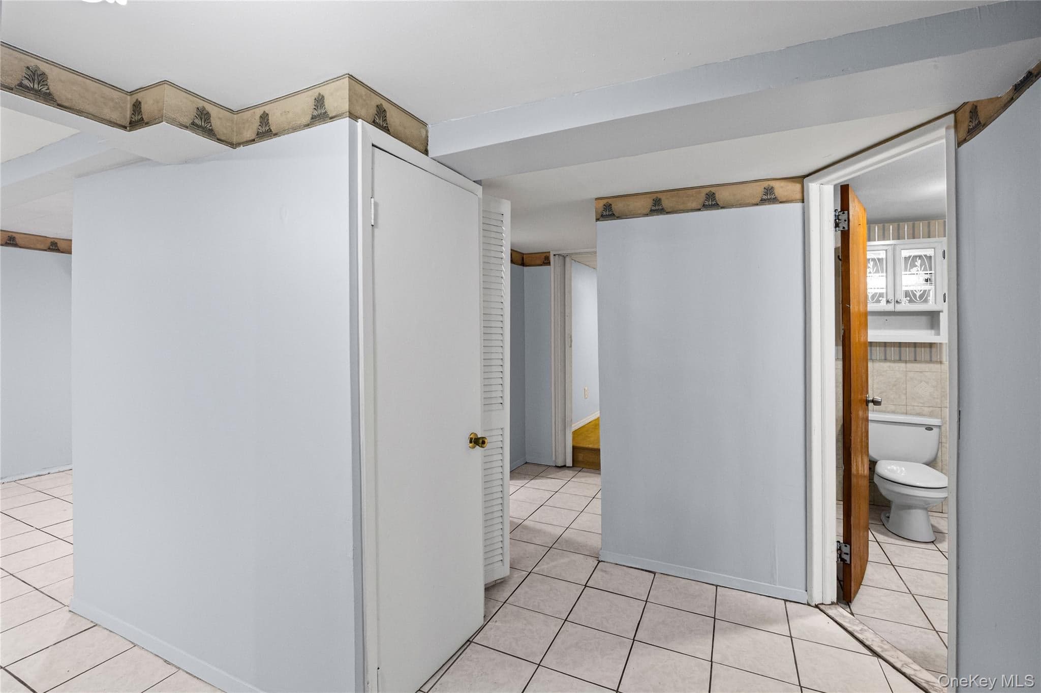 410 Midwood Avenue thumbnail 35