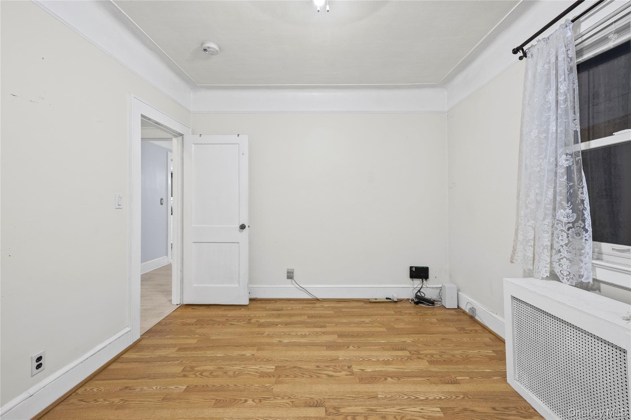 410 Midwood Avenue thumbnail 18